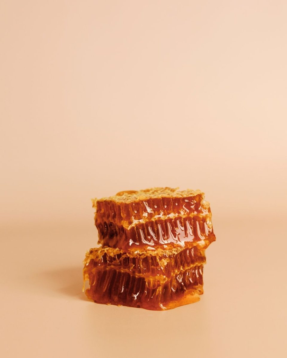Pi akau Honey | Honeycomb - milk + honey