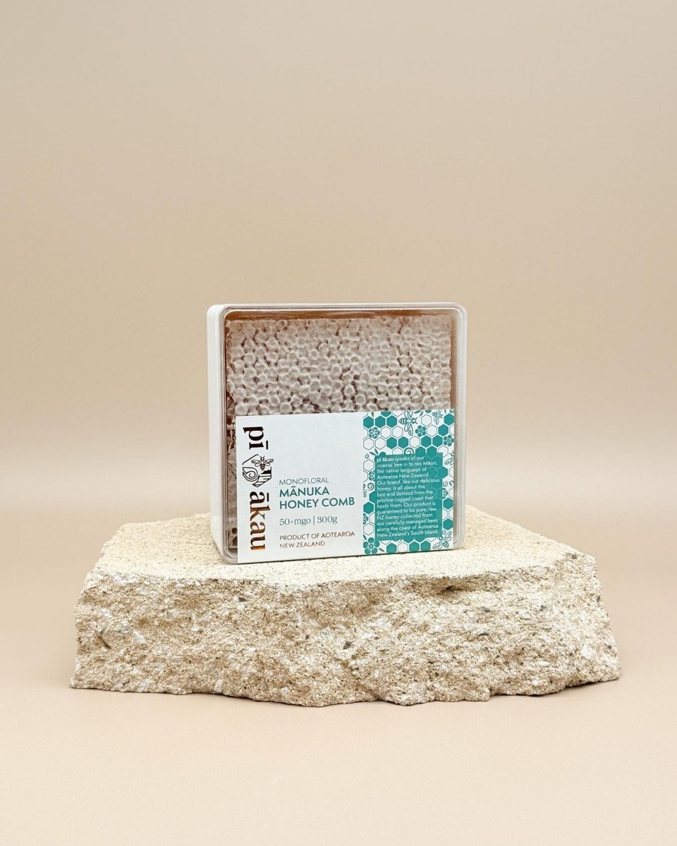 Pī Ākau Honey | Blenheim | Honeycomb - milk + honey