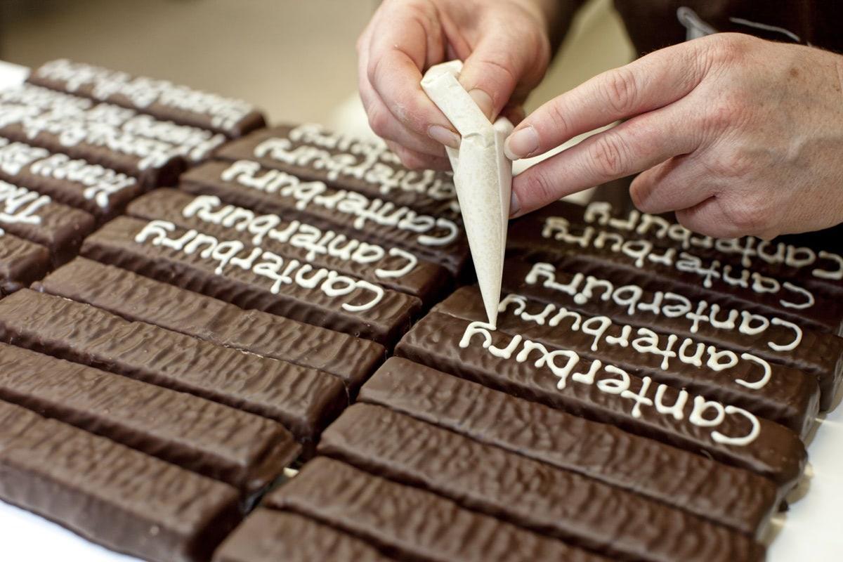 The Fudge Cottage | Christchurch | Choc Coated Fudge Message Bars - milk + honey