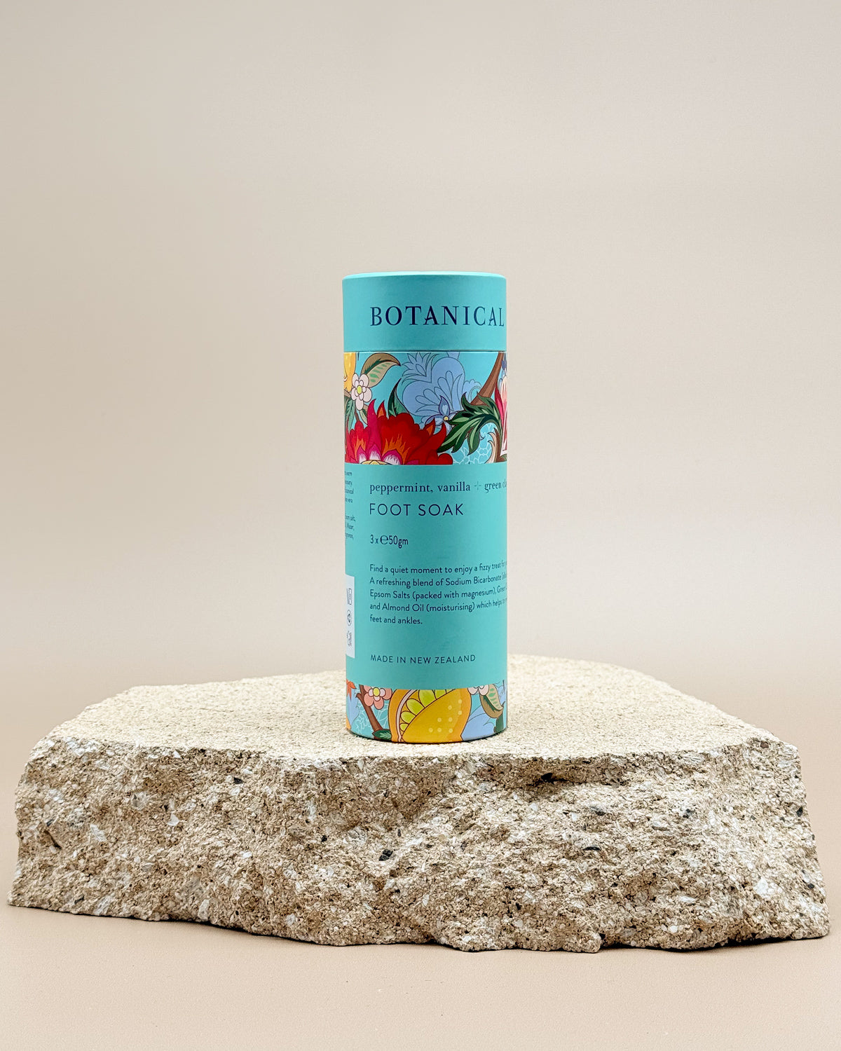 Foot Soak | Gift Tube | Peppermint, Vanilla & Green Clay