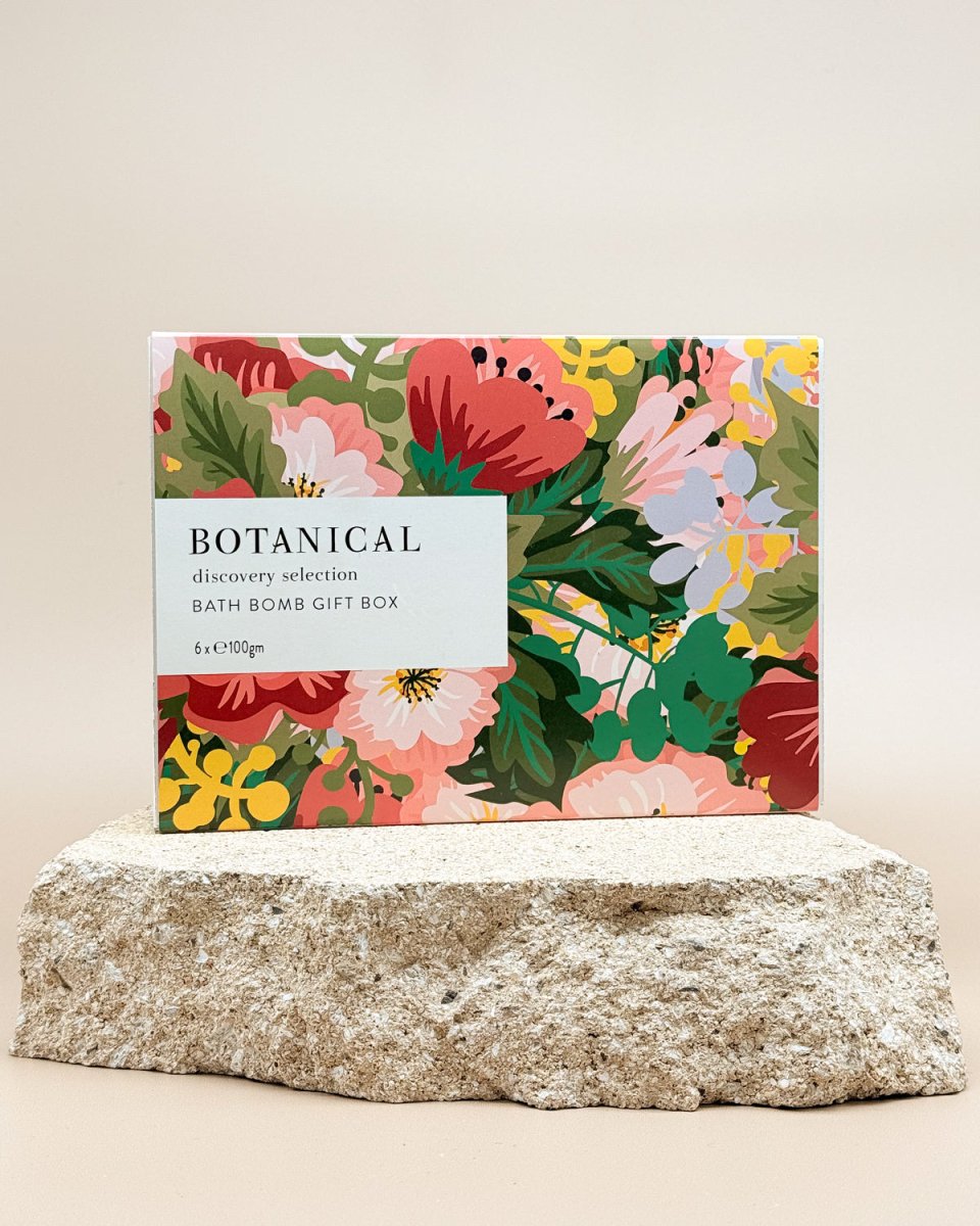 Botanical | Bath Bomb Discovery Giftbox - milk + honey