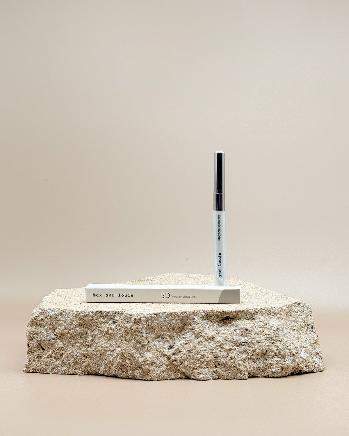 Precision Liquid Liner Black
