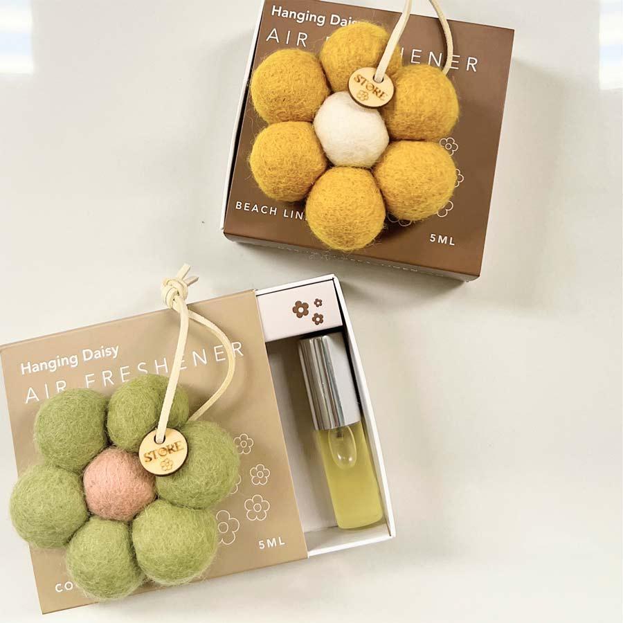 Store 17 | Christchurch | Daisy Hanging Air Freshener - milk + honey