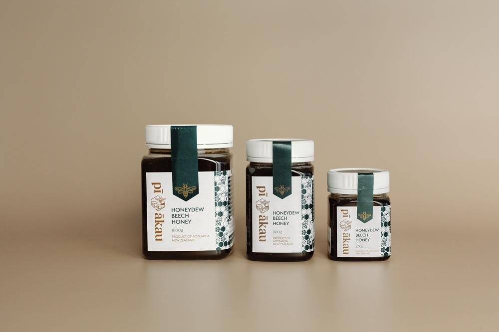 Pī Ākau Honey | Blenheim | Honeydew Honey - milk + honey